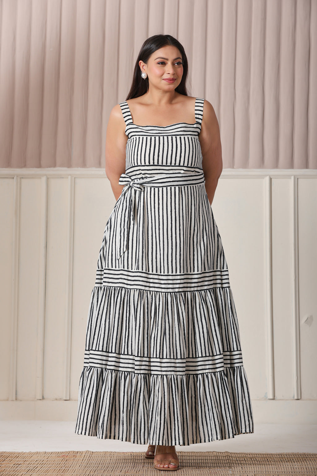Black and white stripe