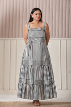 Black and white stripe